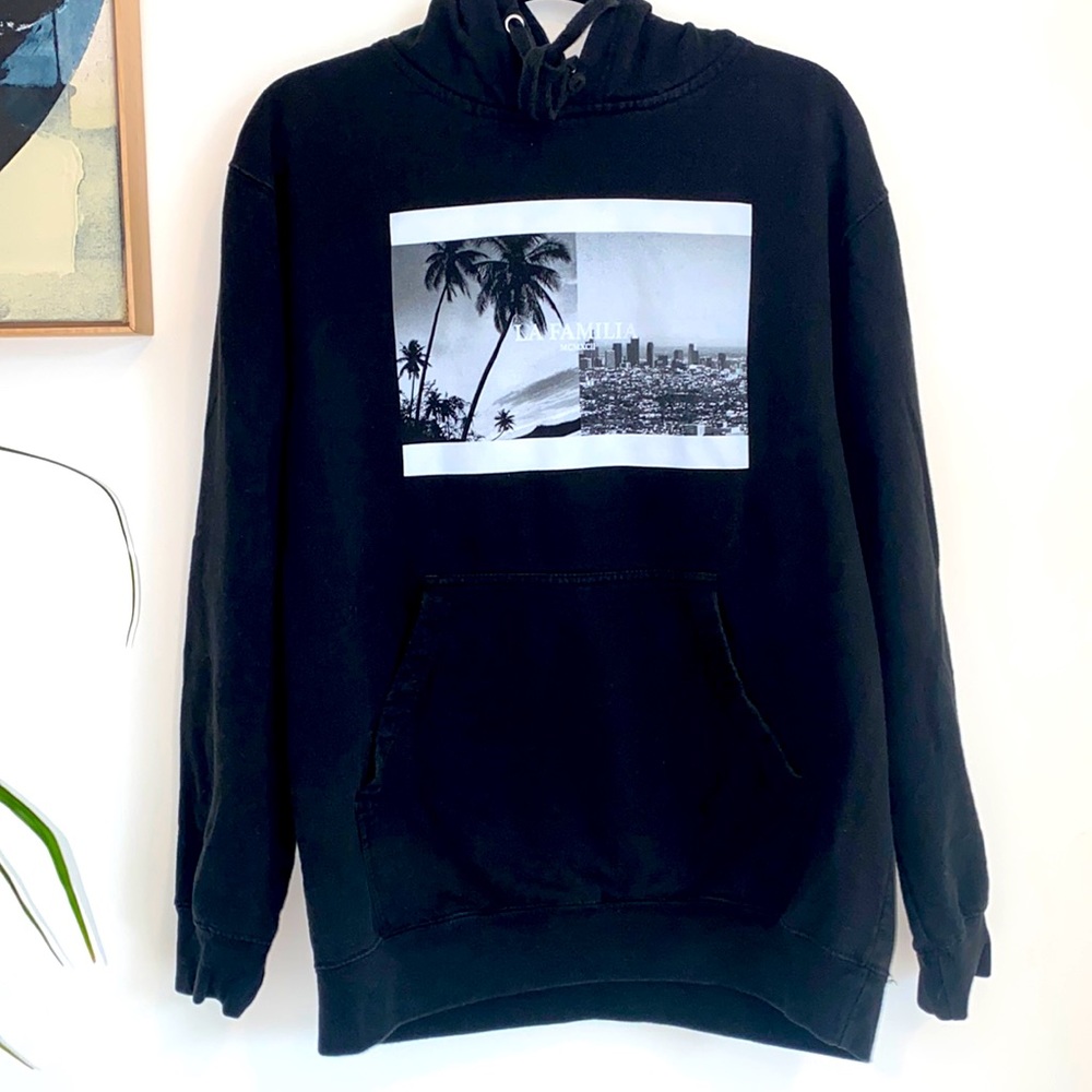 LA FAMILIA Hoodie Men’s Medium